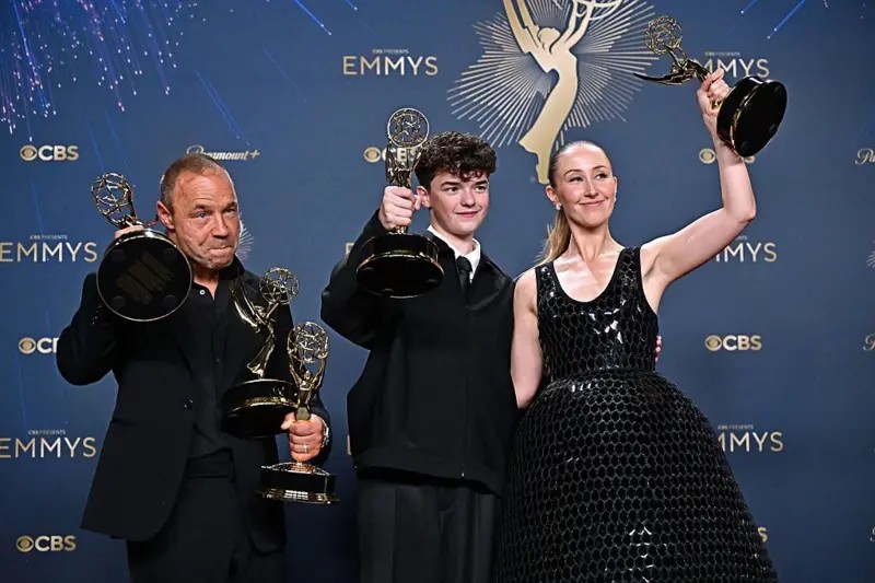 77. Emmy Ödülleri sahiplerini buldu: 5 yaşındaki Owen Cooper, Emmy ödülü kazanan en genç erkek oyuncu oldu